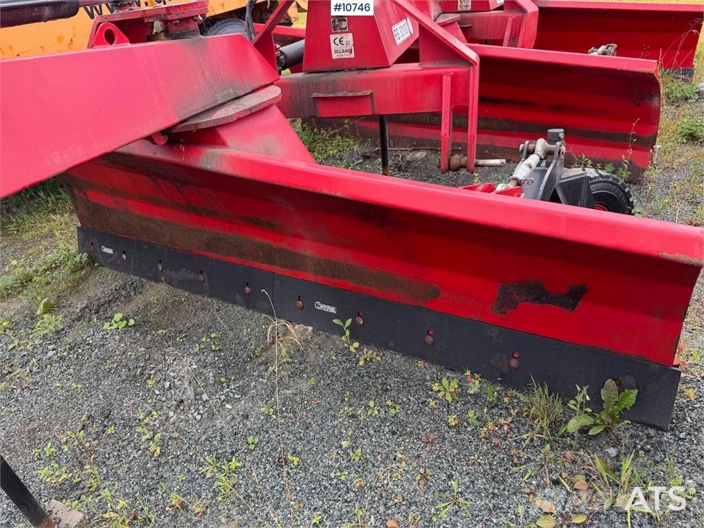 Igland RB 30100 Snow blades and plows