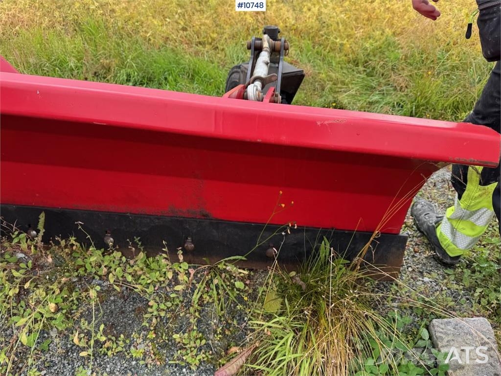 Igland RB 30100 Snow blades and plows