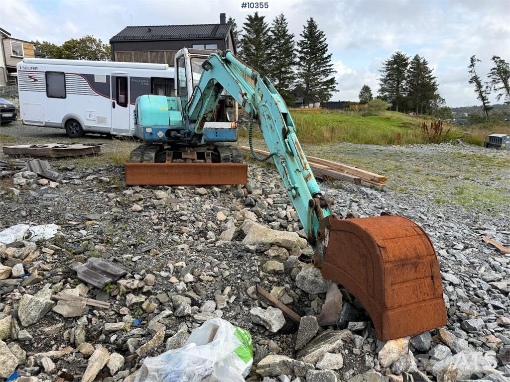 IHI 45N Rupsgraafmachines