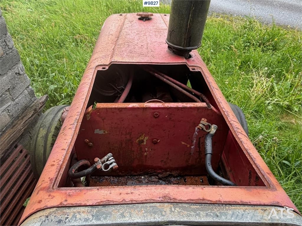 International 374 Trattori