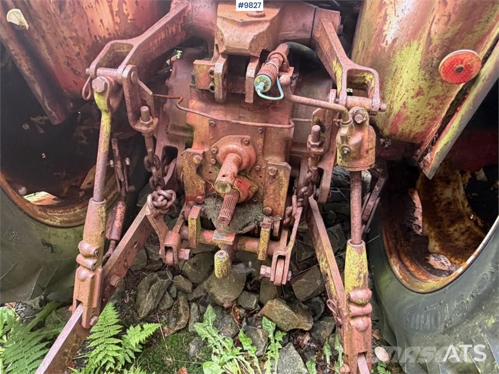 International 374 Trattori