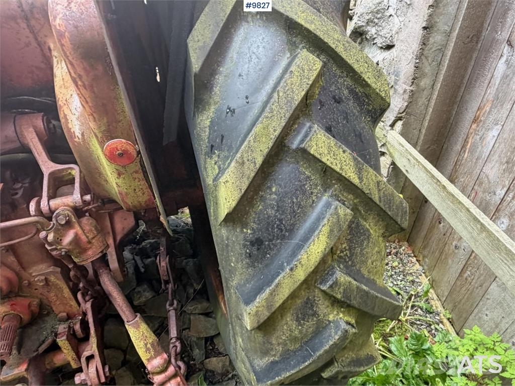 International 374 Trattori
