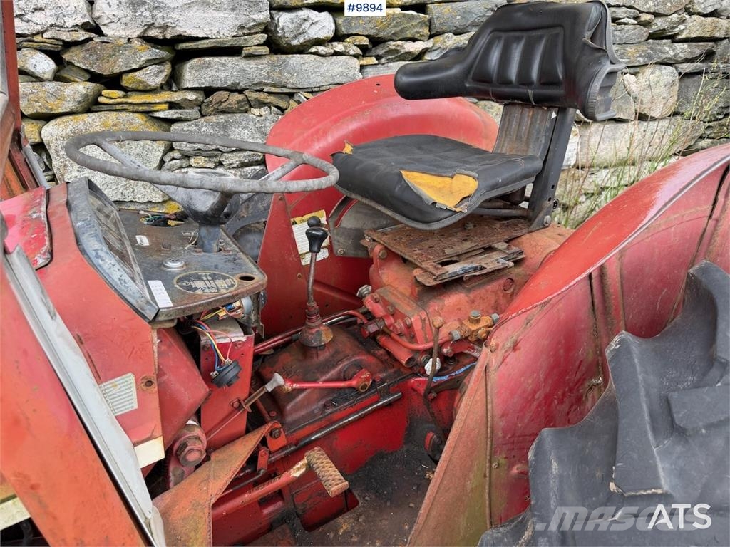 International 444 Traktorer