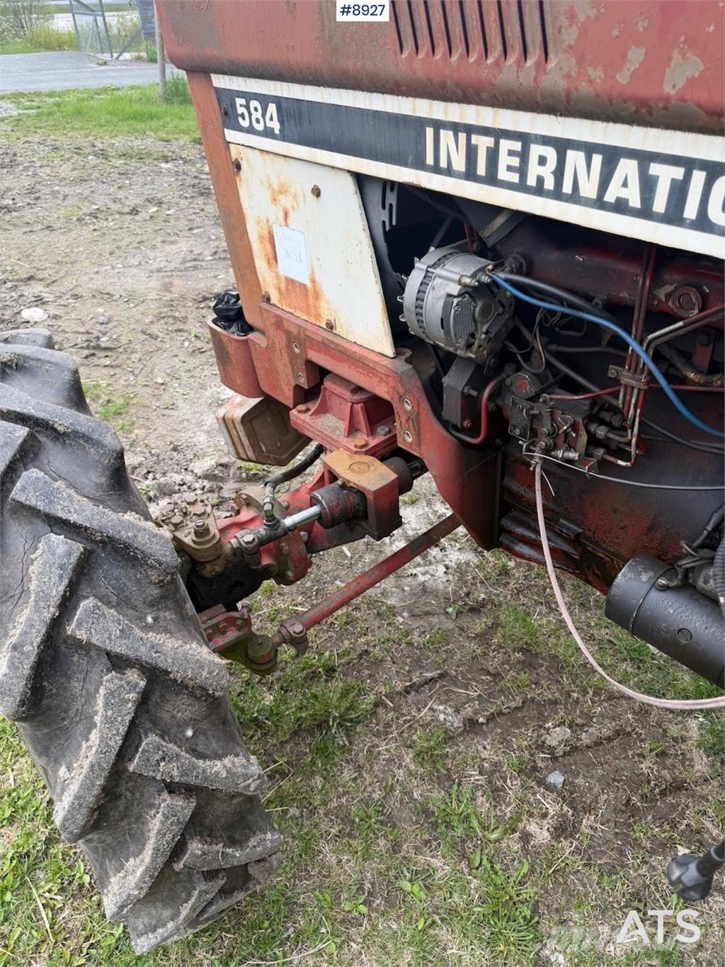 International 584 Traktorit
