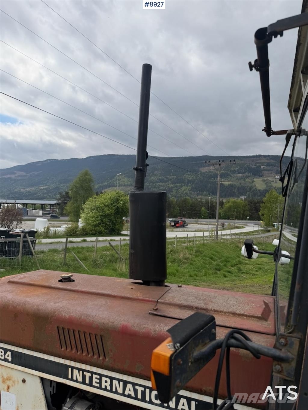 International 584 Traktorit