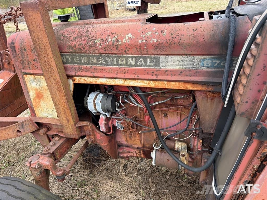 International 674 Trattori