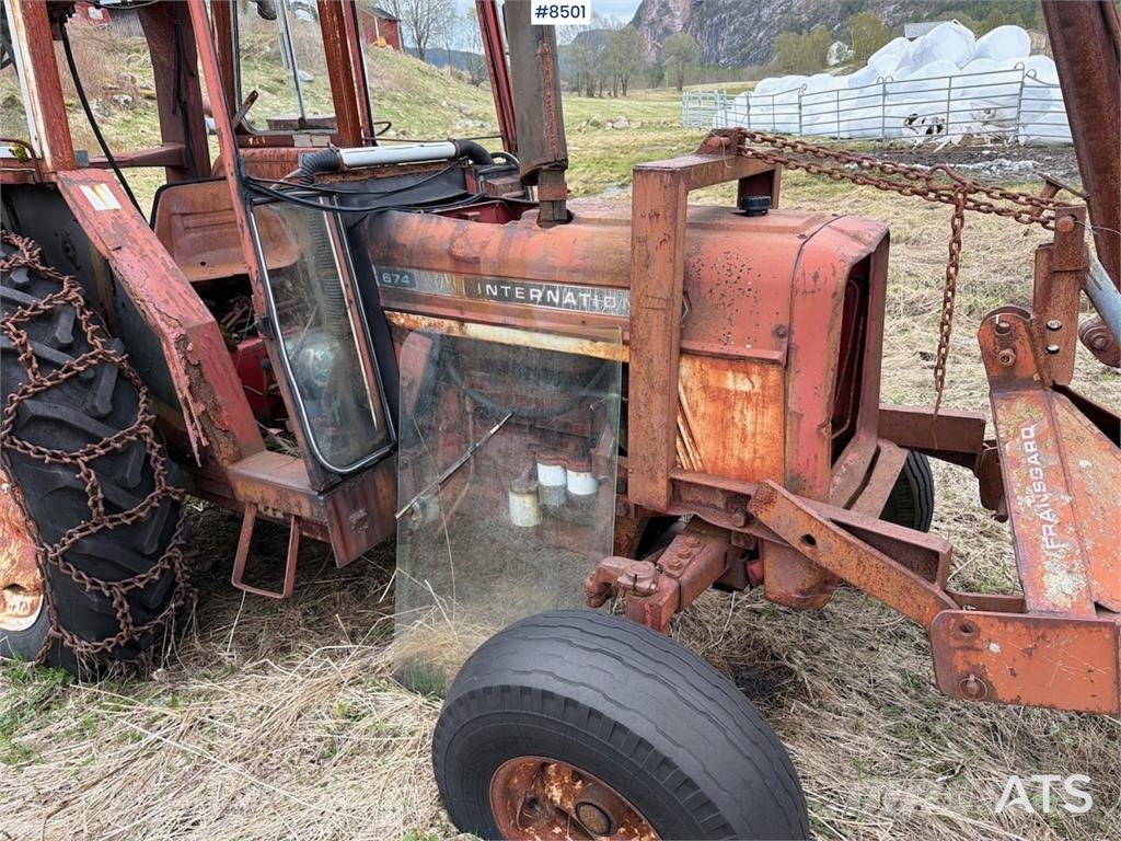 International 674 Trattori