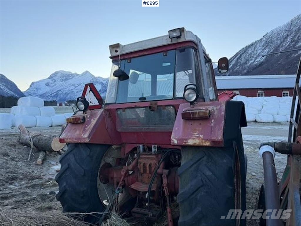 International 844/955 XL Traktörler