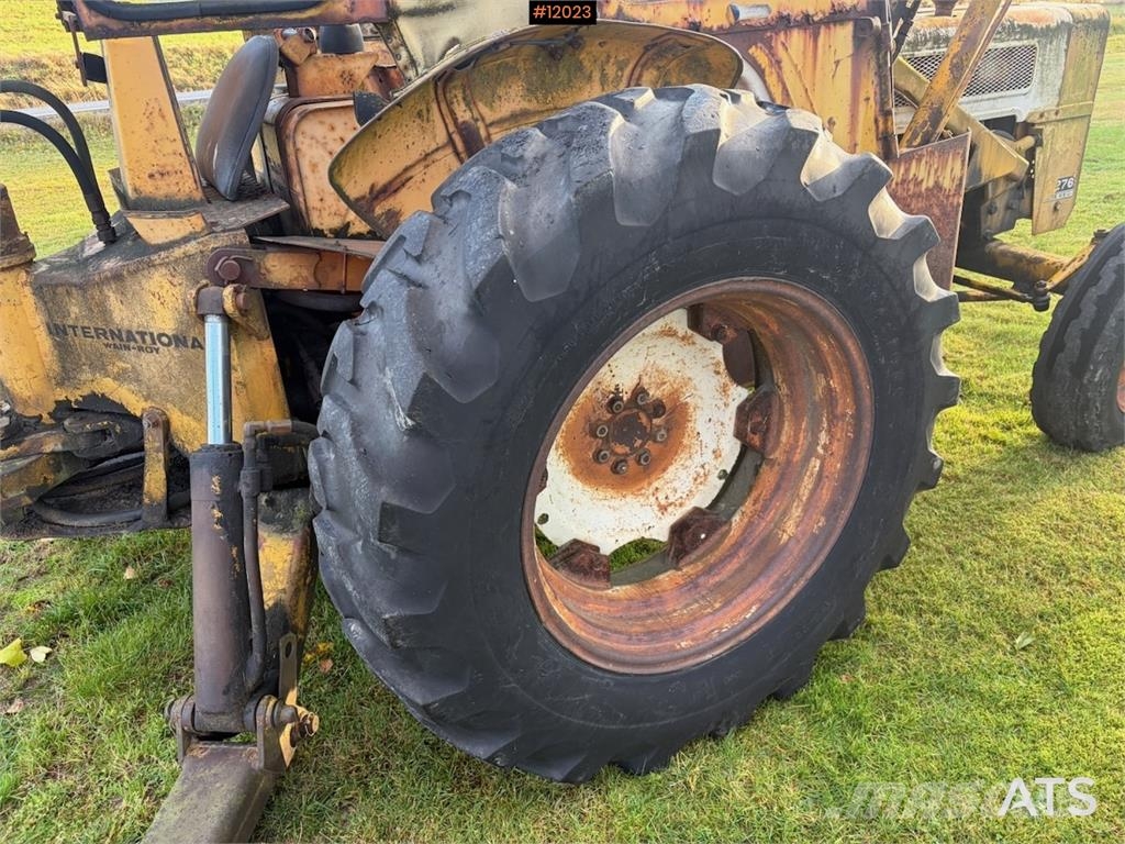 International Harvester 276 Трактори
