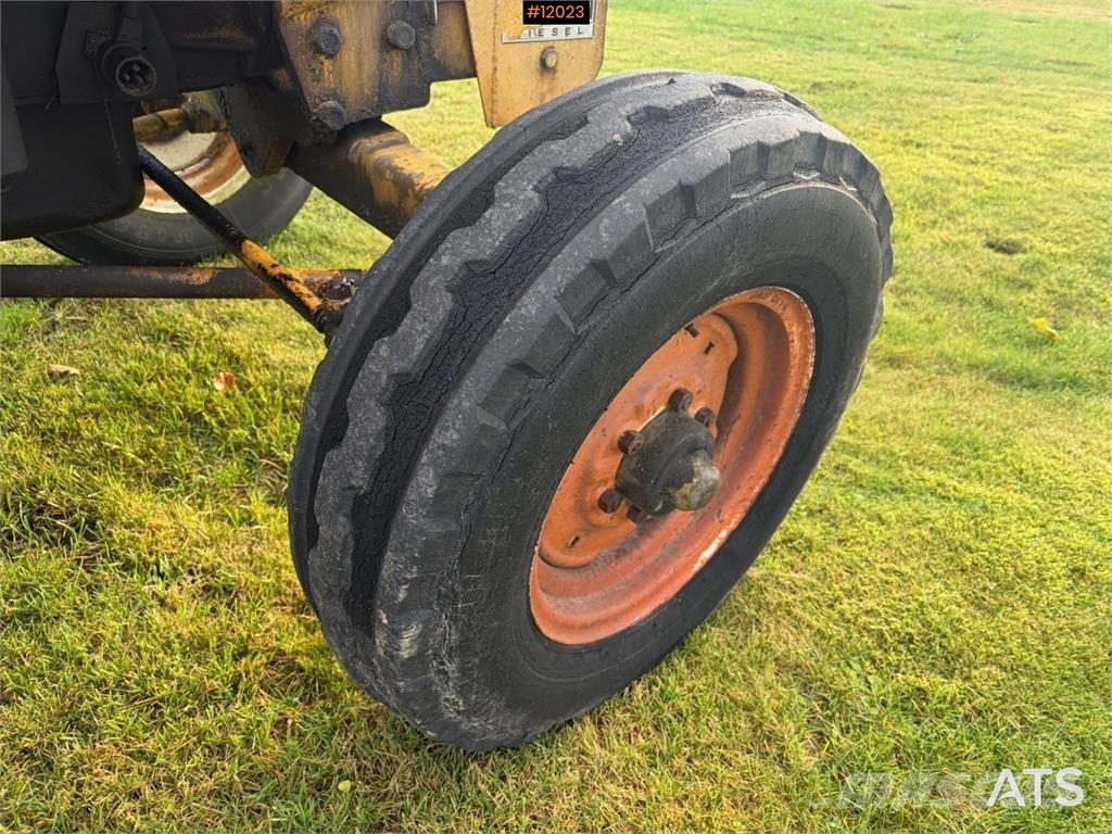 International Harvester 276 Трактори