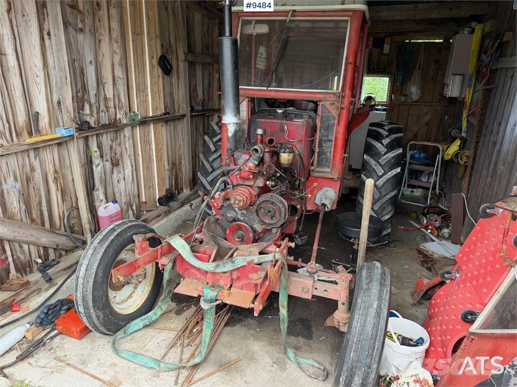 International Harvester 444 Tratores Agrícolas usados