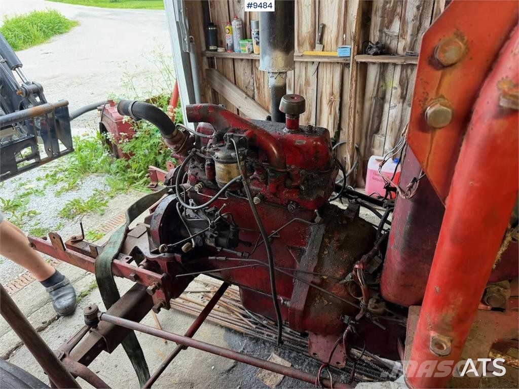 International Harvester 444 Tratores Agrícolas usados