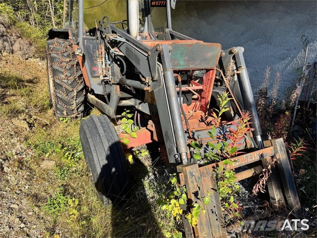 International Harvester 844 S Traktorer