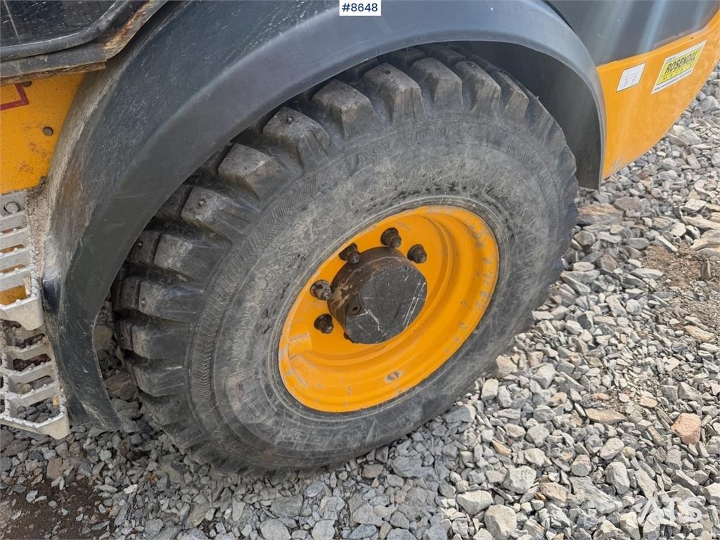 JCB 409 T4 لوادر بعجل