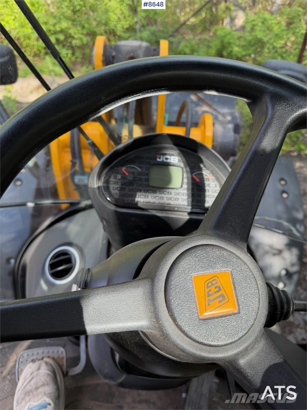 JCB 409 T4 لوادر بعجل