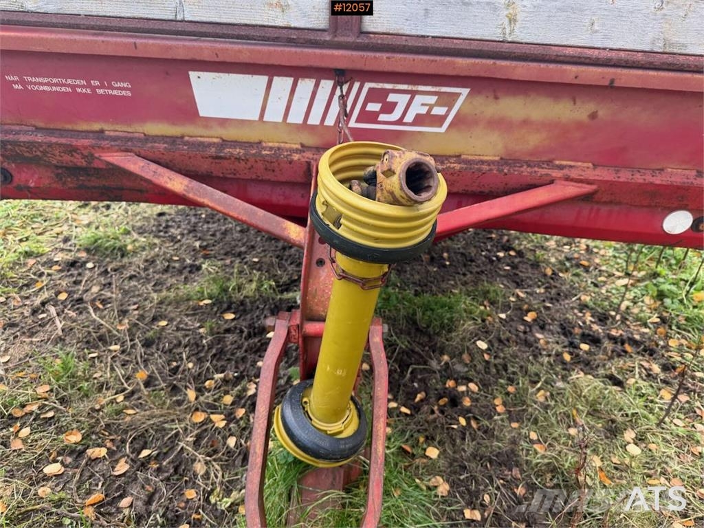 JF AV 4900 معدات أخرى للحصاد