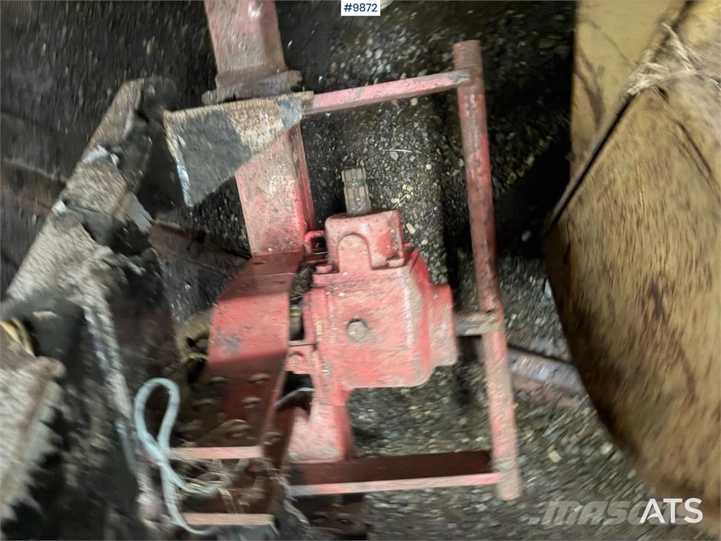 JF Universal FH 113 Fôrhøster Інше збиральне обладнання