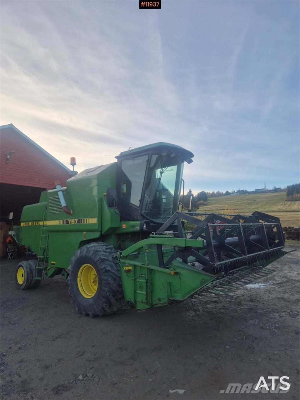 John Deere 1157 聯合收穫機