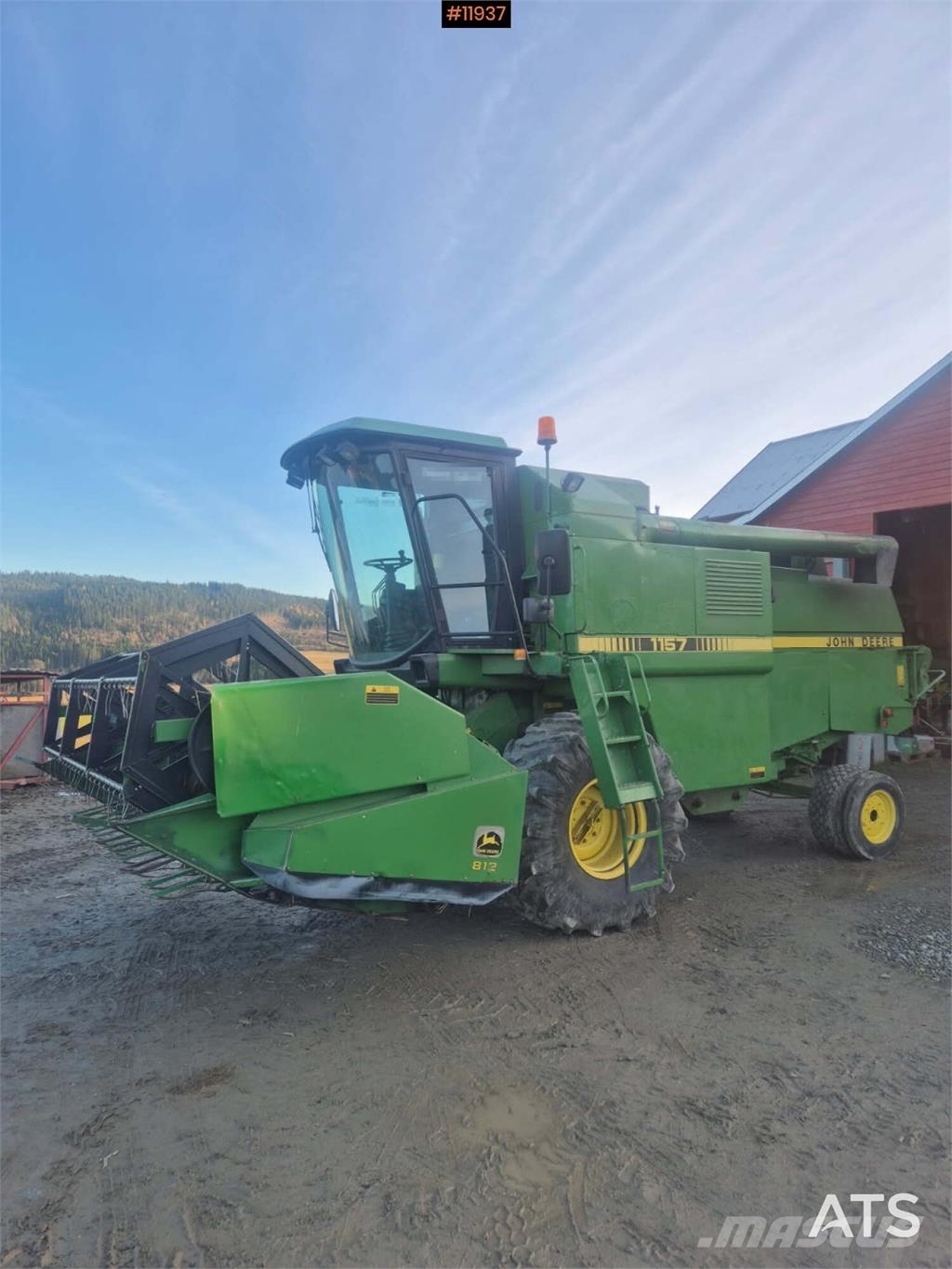 John Deere 1157 聯合收穫機