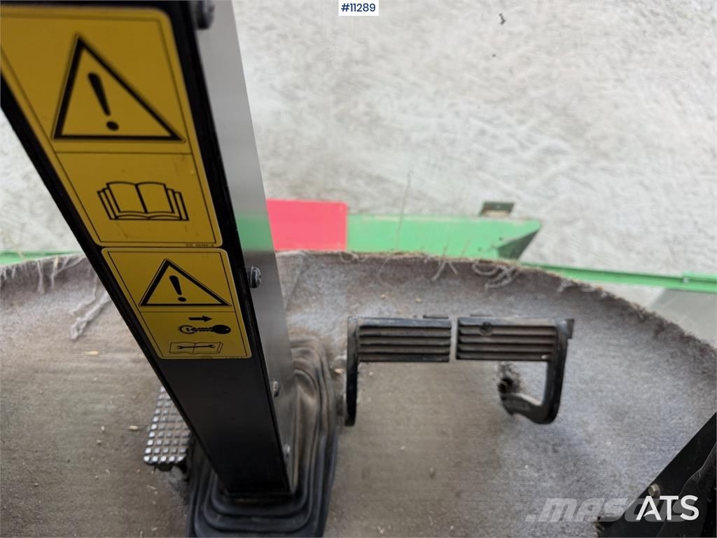 John Deere 1170 Tresker Leikkuupuimurit