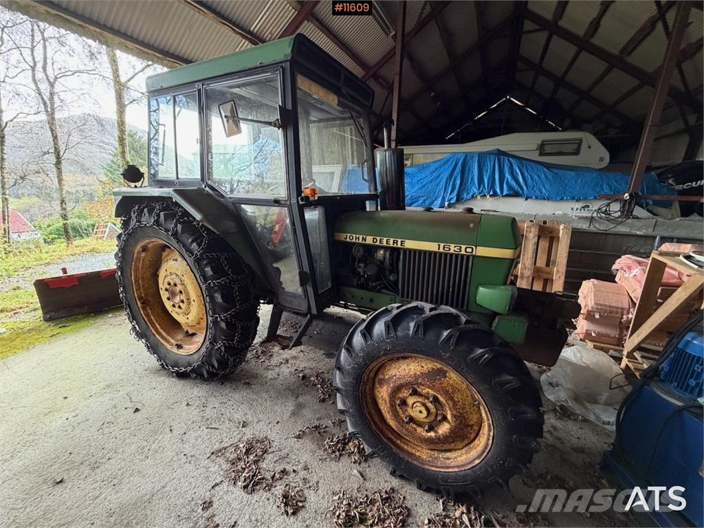 John Deere 1630 Traktori