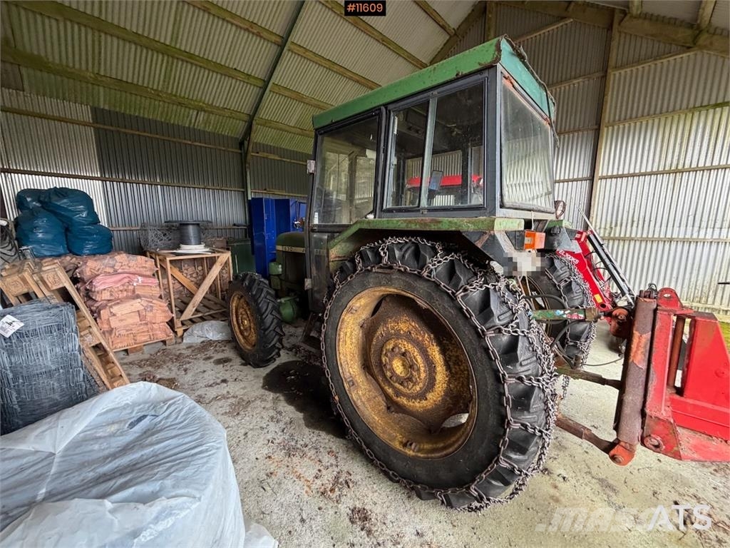 John Deere 1630 Traktori