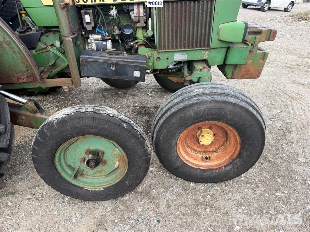 John Deere 1630 Трактори