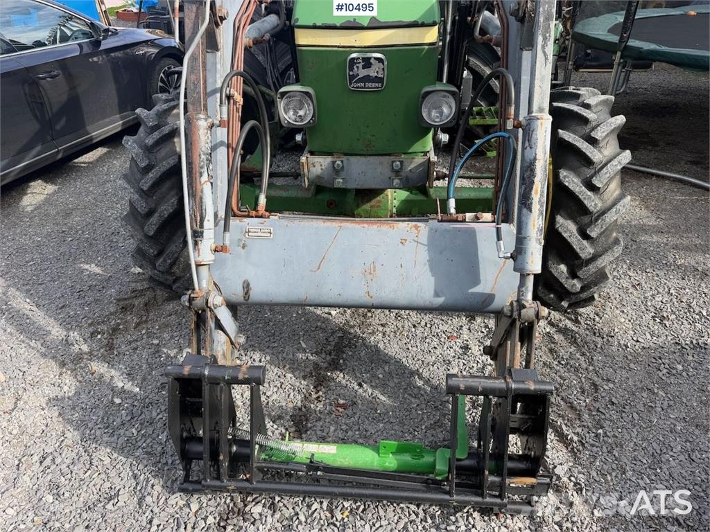 John Deere 1640 الجرارات
