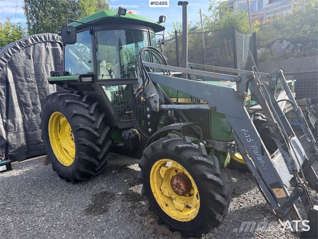 John Deere 1640 الجرارات