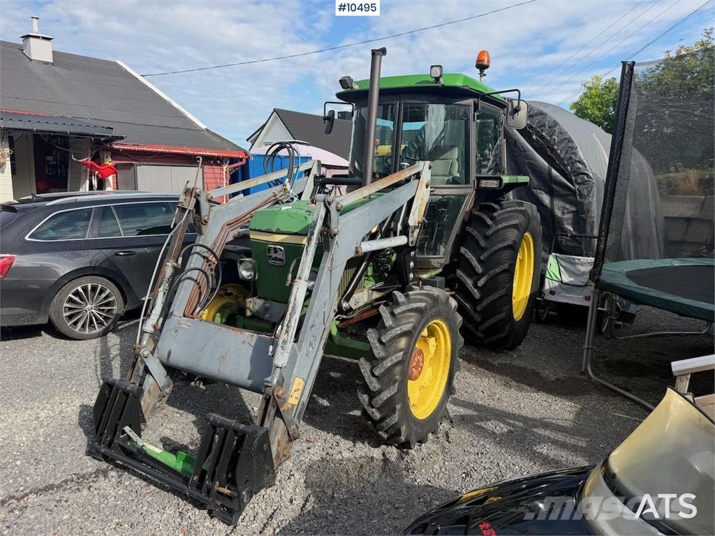 John Deere 1640 الجرارات