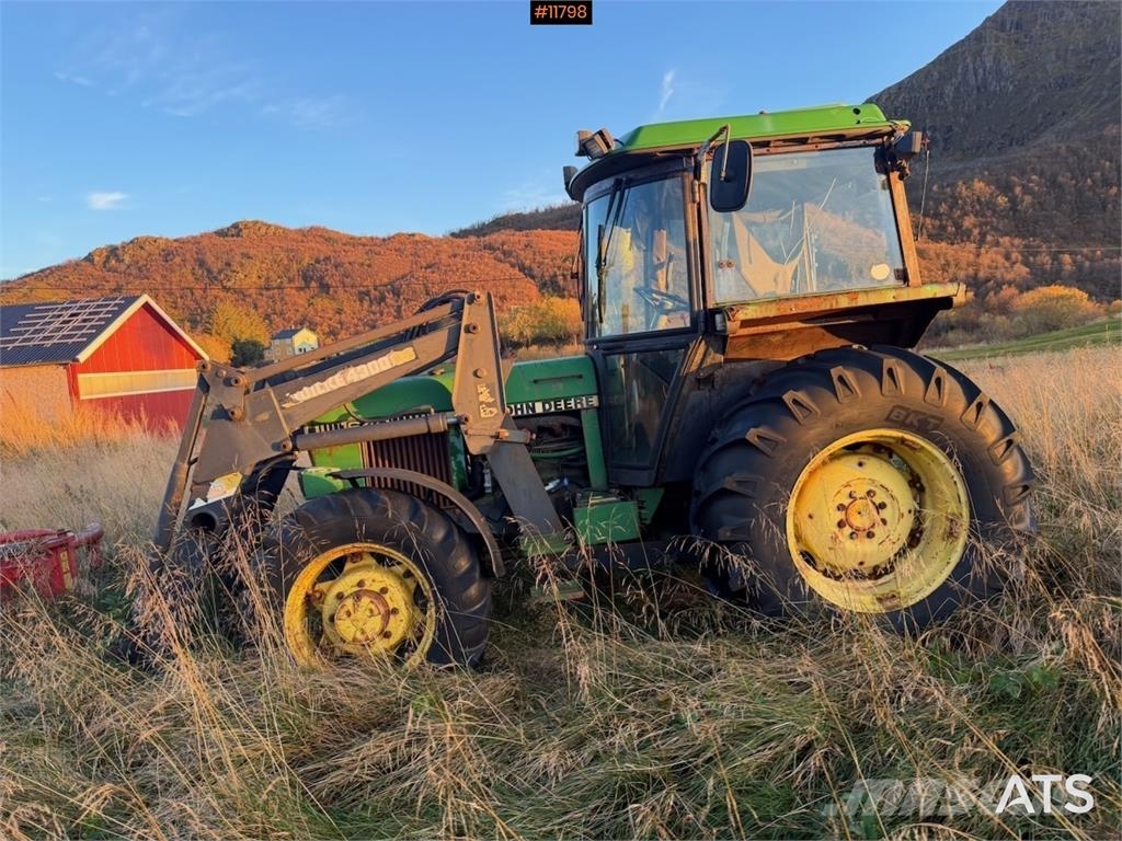 John Deere 1640 الجرارات