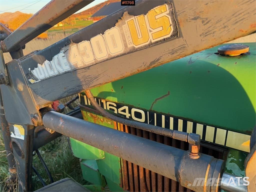 John Deere 1640 الجرارات