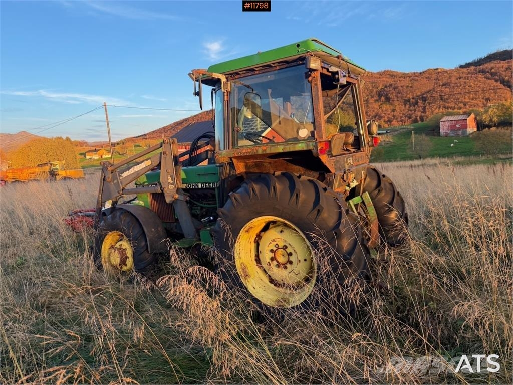 John Deere 1640 الجرارات