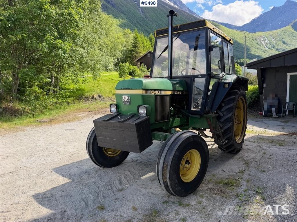 John Deere 1640 الجرارات