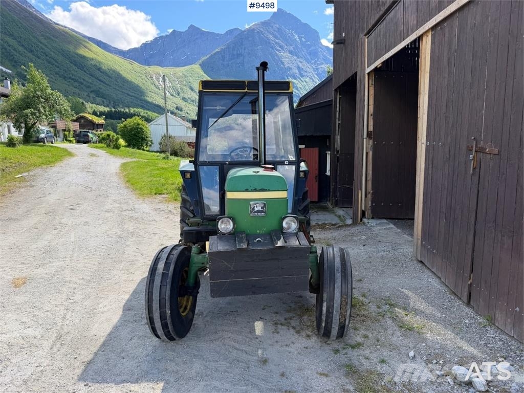 John Deere 1640 الجرارات
