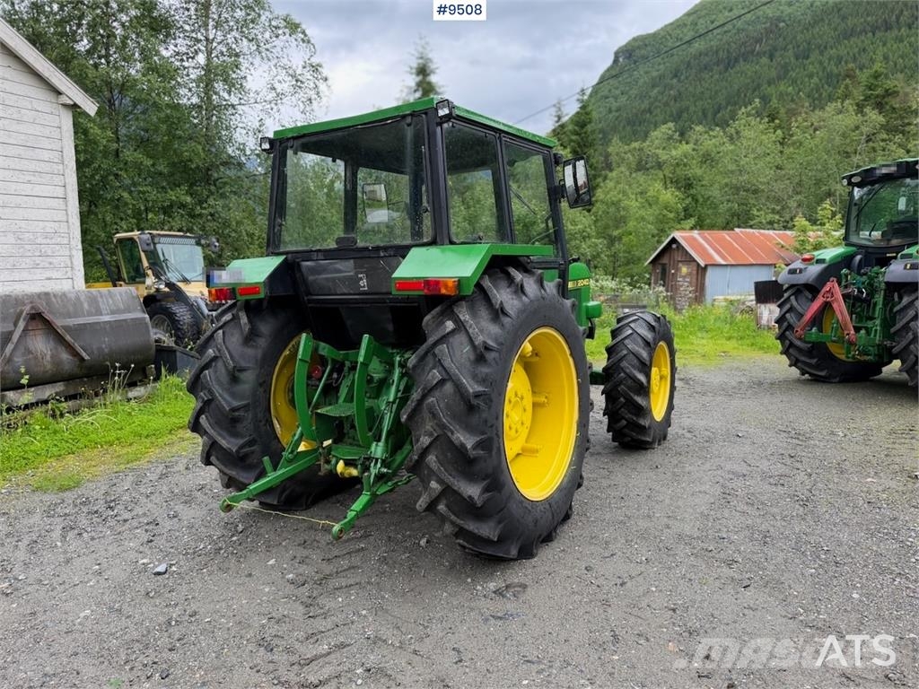 John Deere 2040 Tracteur