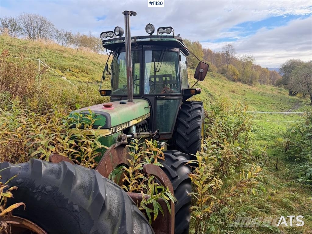 John Deere 2040S Traktorer