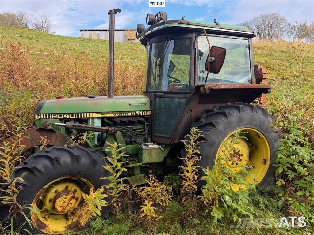 John Deere 2040S Traktorer