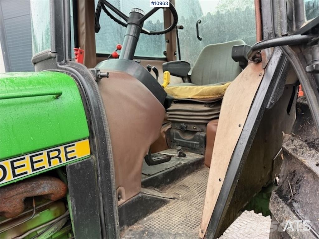 John Deere 2450 Synchron Tractors
