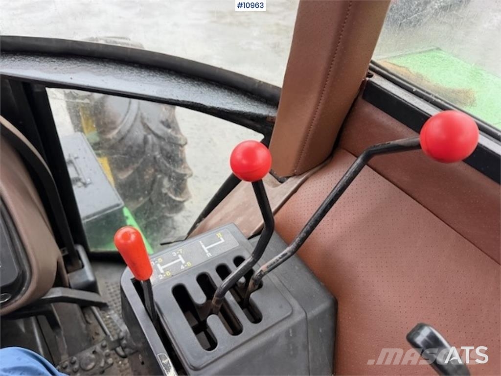John Deere 2450 Synchron Tractors