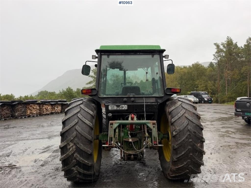 John Deere 2450 Synchron Tractors