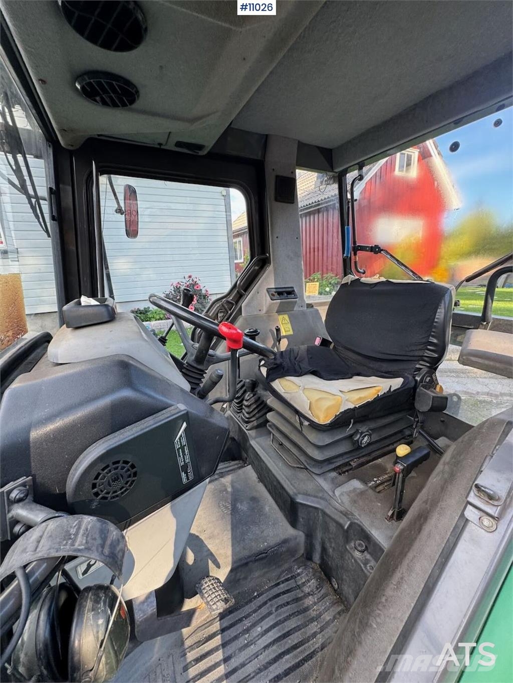 John Deere 3200 Tractors