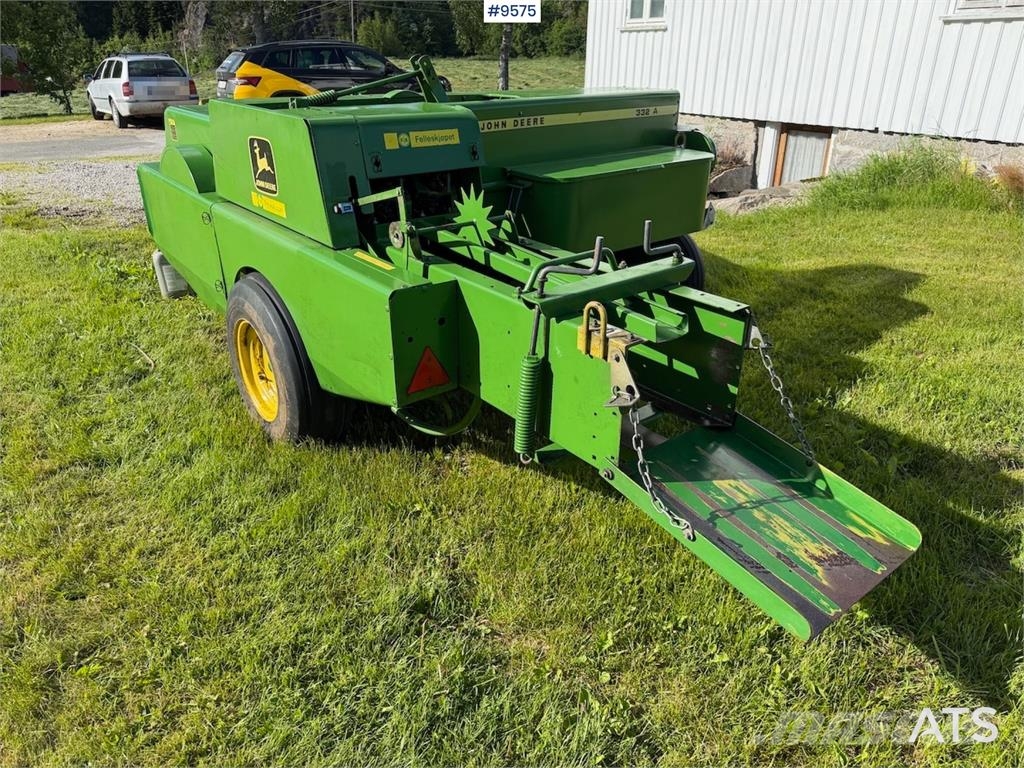 John Deere 332 A معدات أخرى للحصاد