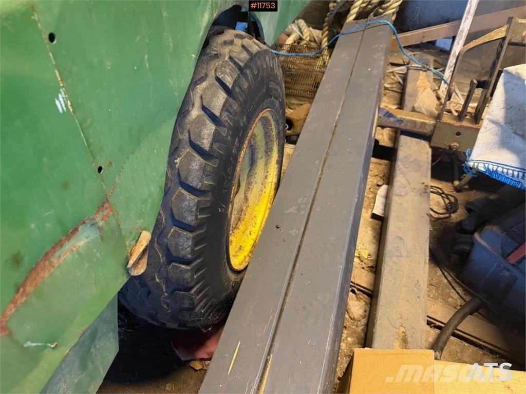 John Deere 336 Ostala oprema za žetvu