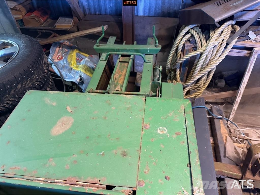 John Deere 336 Ostala oprema za žetvu