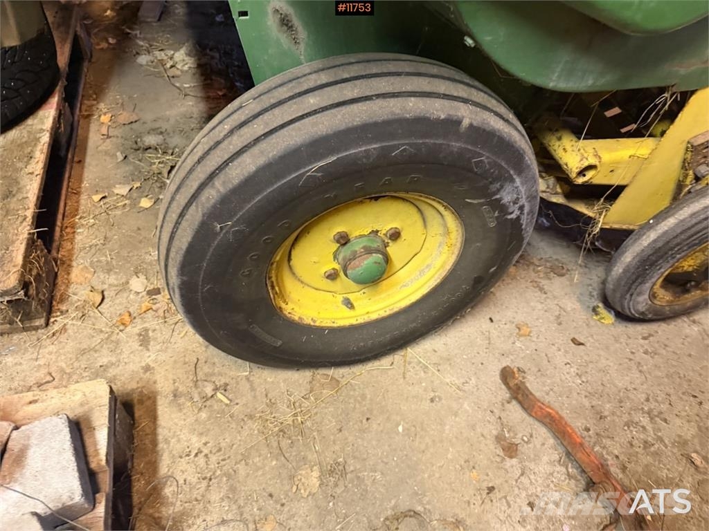 John Deere 336 Ostala oprema za žetvu