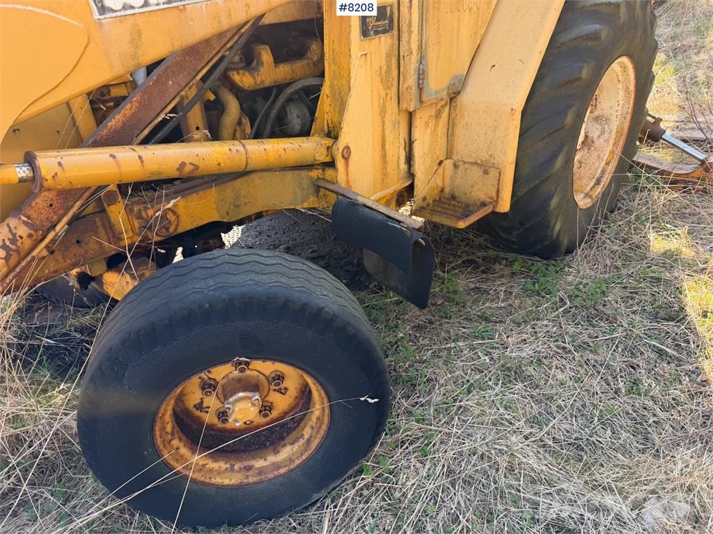 John Deere 500-C Tractors