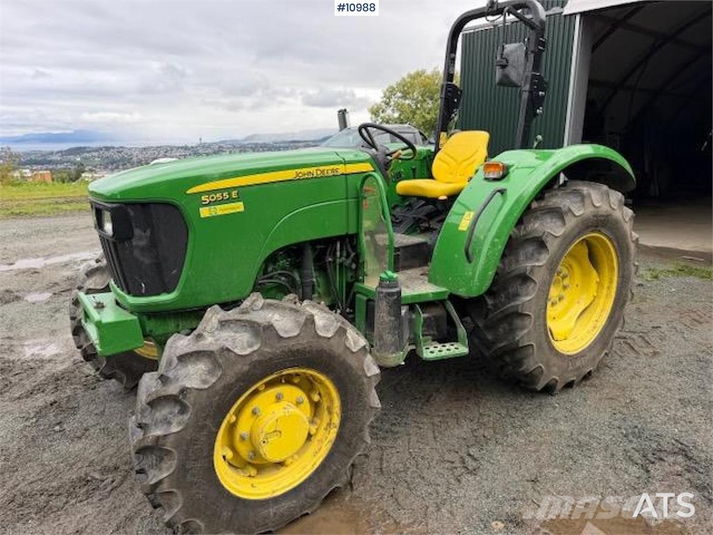 John Deere 5055E 4x4 Traktorer