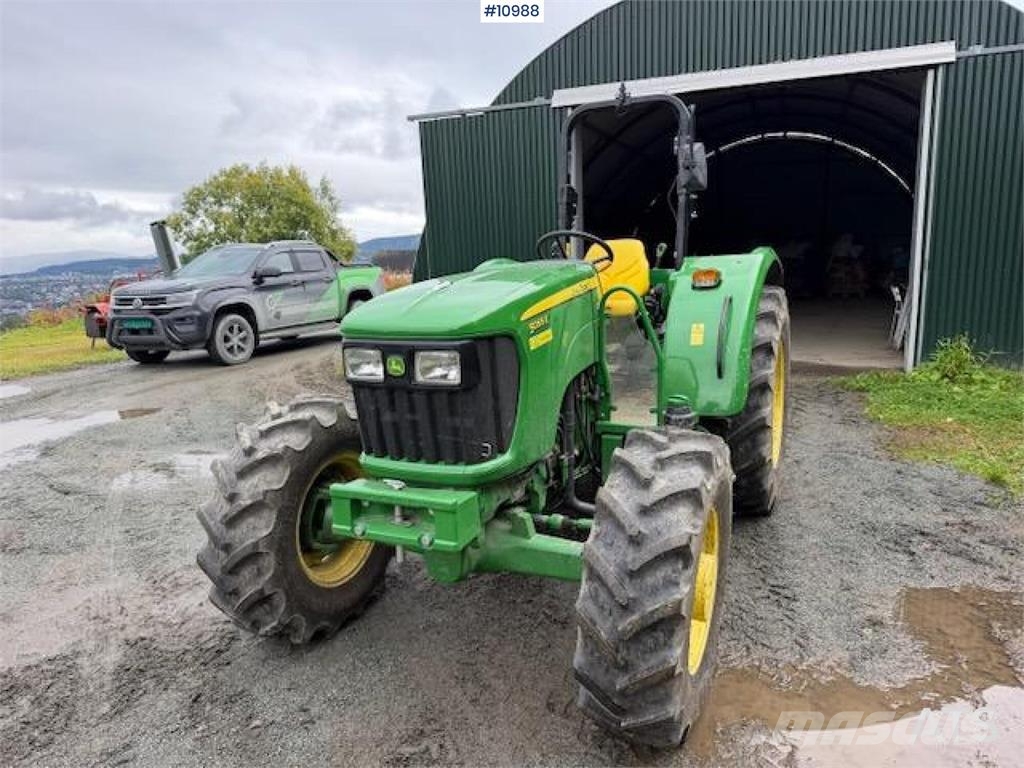 John Deere 5055E 4x4 Traktorer