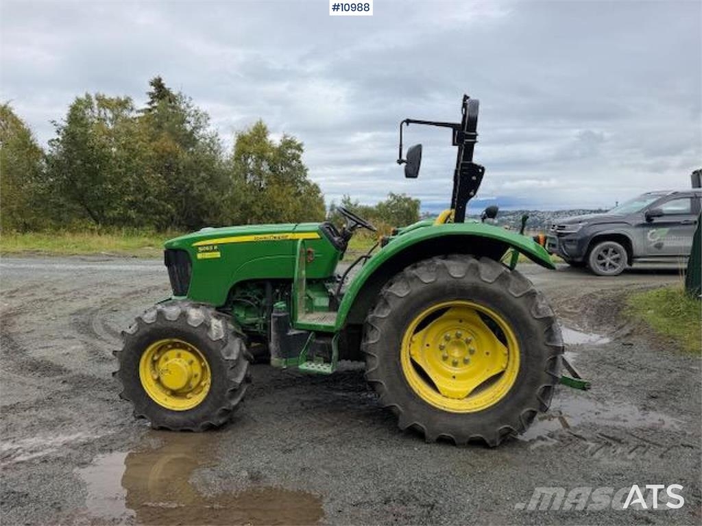 John Deere 5055E 4x4 Traktorer